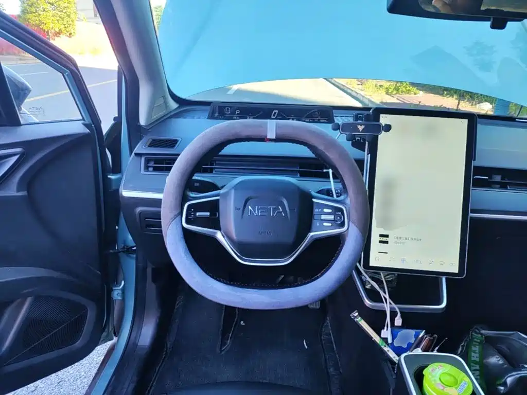 Nezha Auto Nezha V 2023 2022 Trend 400 Lite