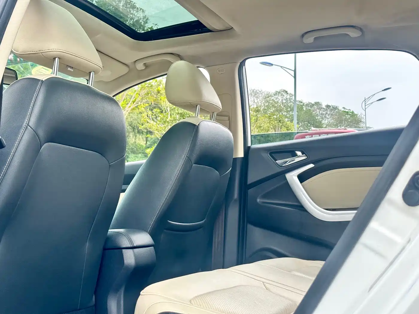 Changan Yuexiang V7 2015 2015 1.6L Automatic Fun Edition China IV