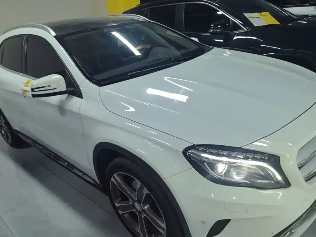 Mercedes-Benz GLA 2015 2015 GLA 220 4MATIC Luxury