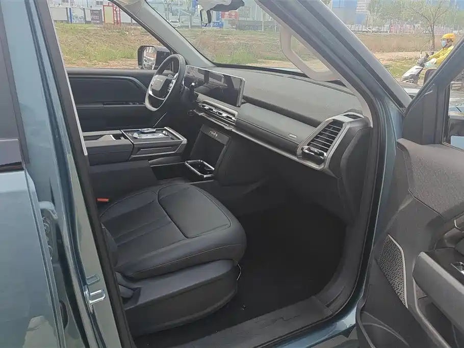 SAIC MAXUS INTERSTELLAR X