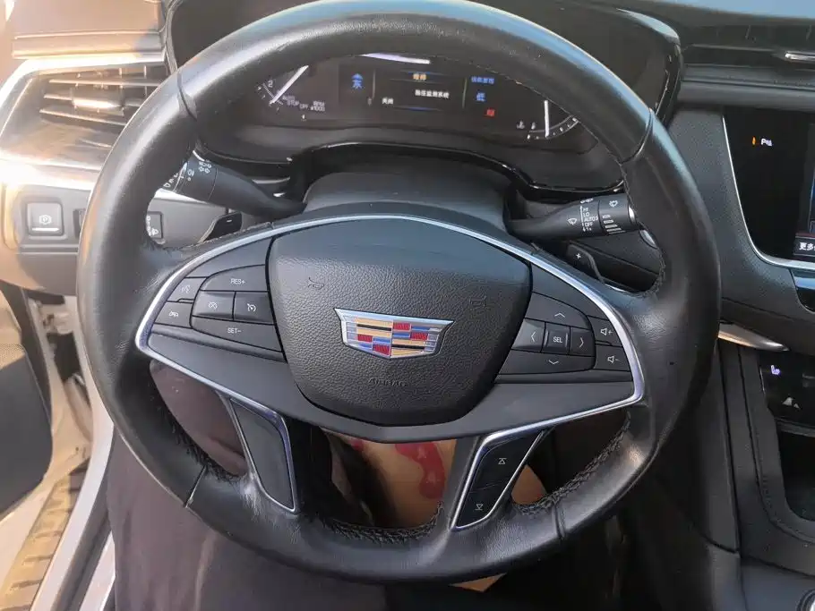 Cadillac XT5 2017 2017 Anniversary Edition 25T Technology