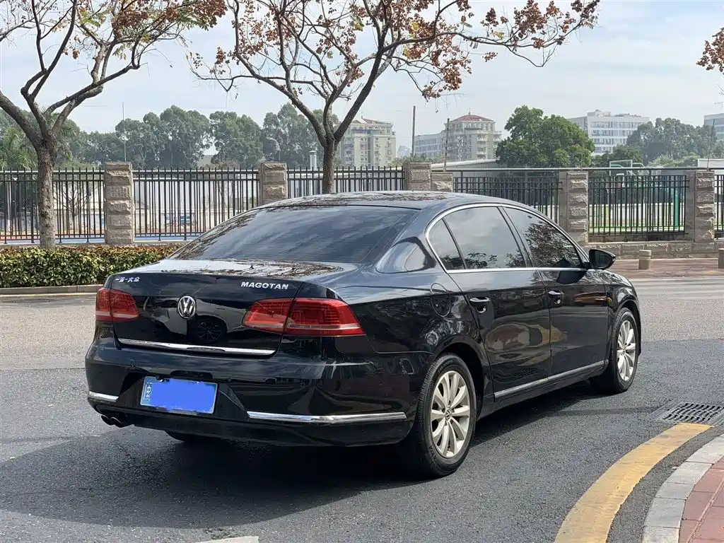 Volkswagen Magotan 2015 1.8TSI Leading фото 4