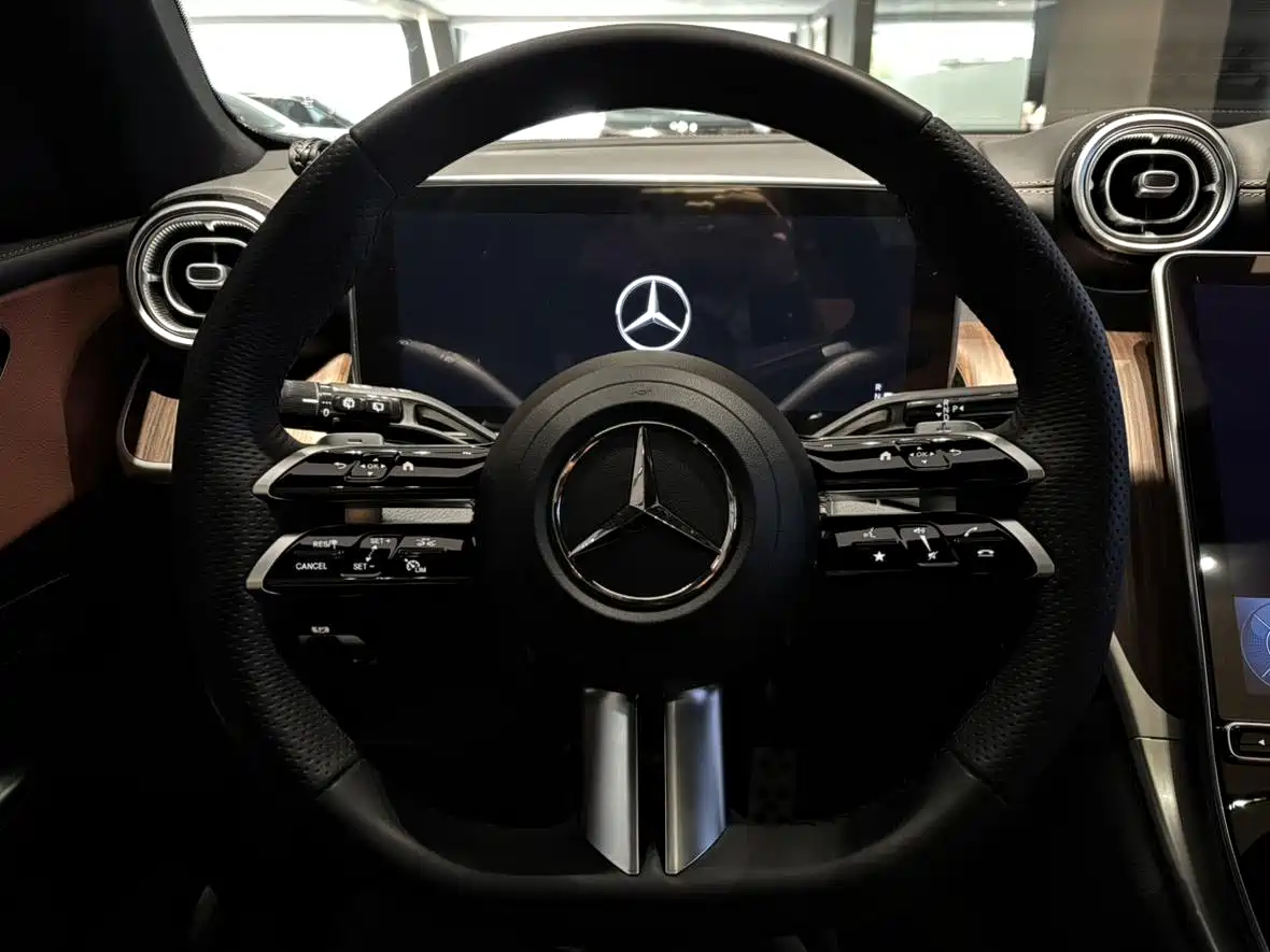 Mercedes-Benz GLC 2024 GLC 300 L 4MATIC Dynamic 5-seater фото 19