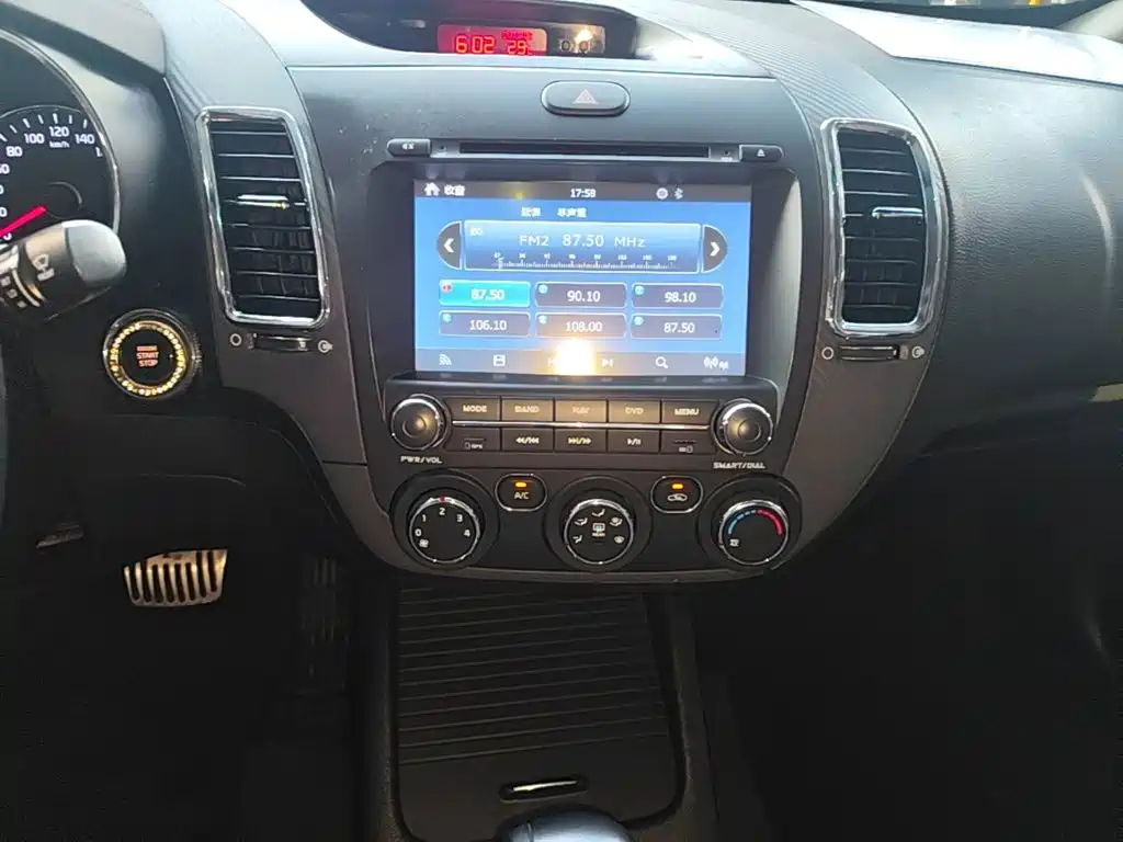 Фото 13 - Kia K3