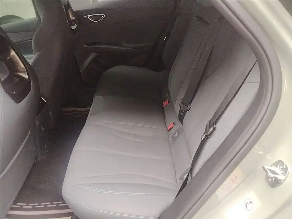 BYD Seal 06GT 2025 Smart Drive Edition 550 AWD Heat Wave фото 17