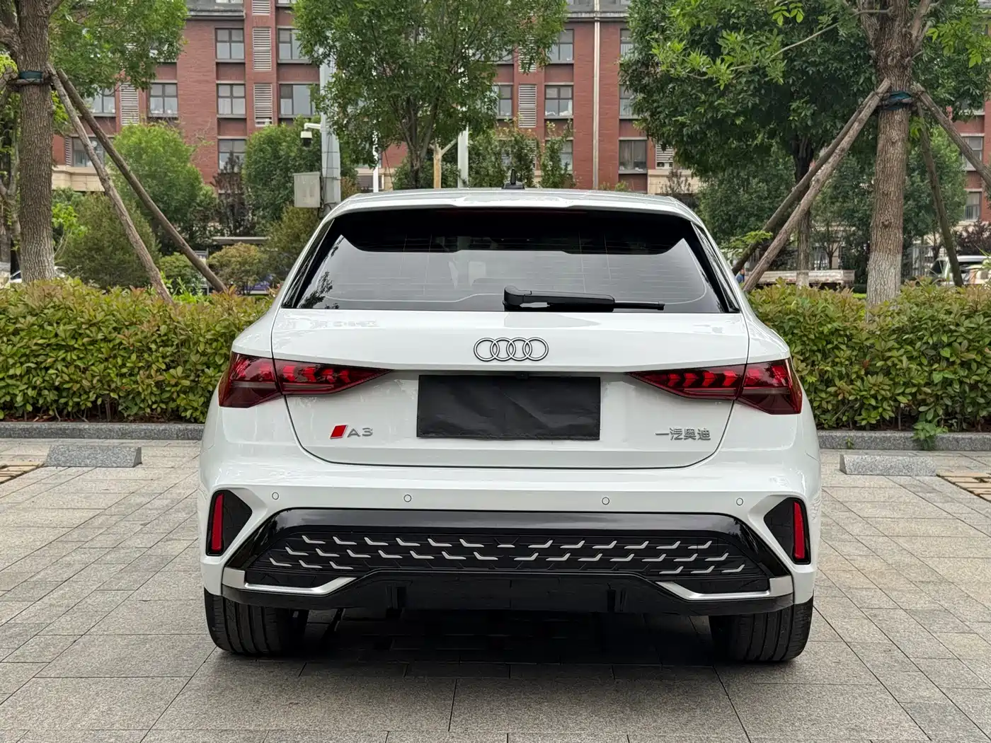 Audi A3 2025 Sportback 35TFSI Flying Premium фото 9