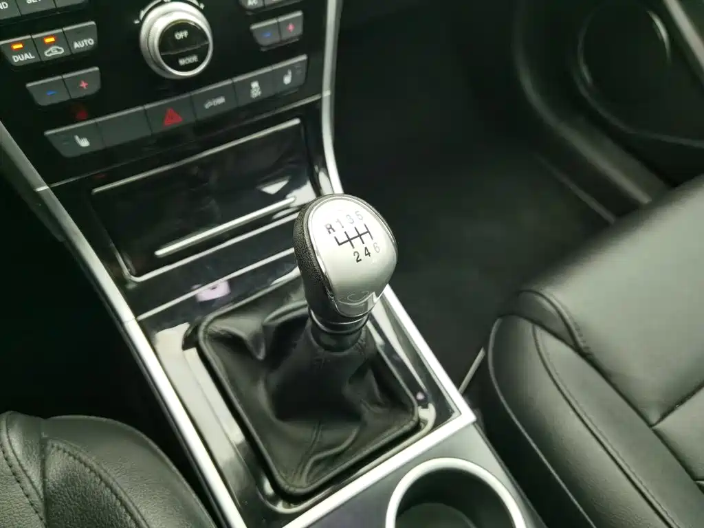 Photo 13 - Haval H2