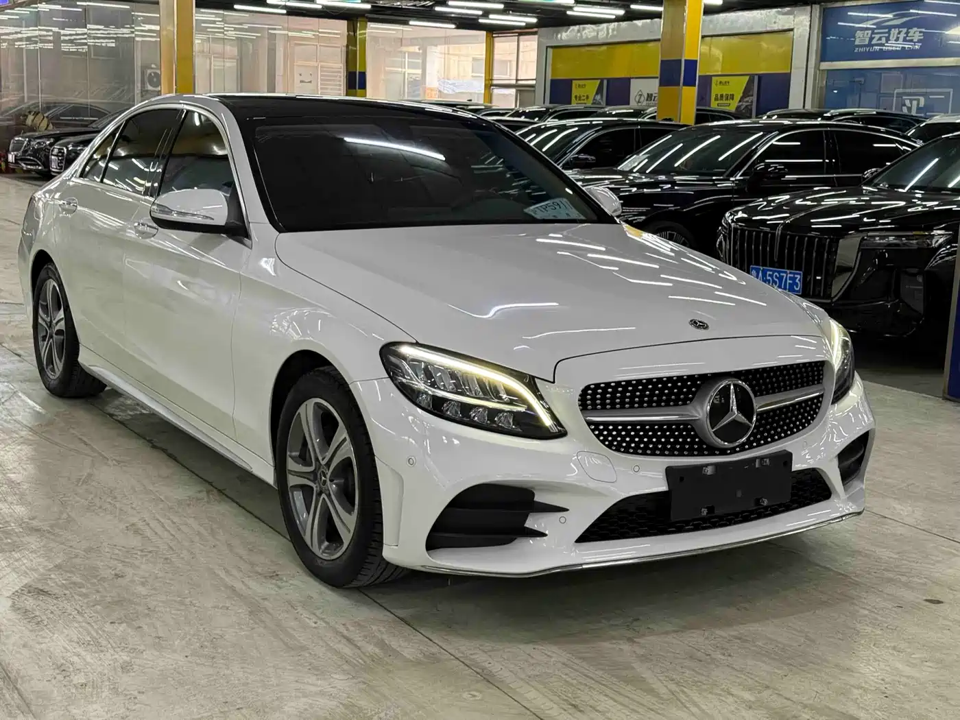 Mercedes-Benz C-Class 2020 C 260 L Sport фото 3