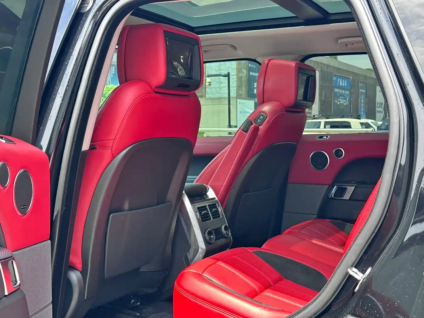 Land Rover Range Rover Sport 2020 3.0 L6 HSE DYNAMIC фото 9