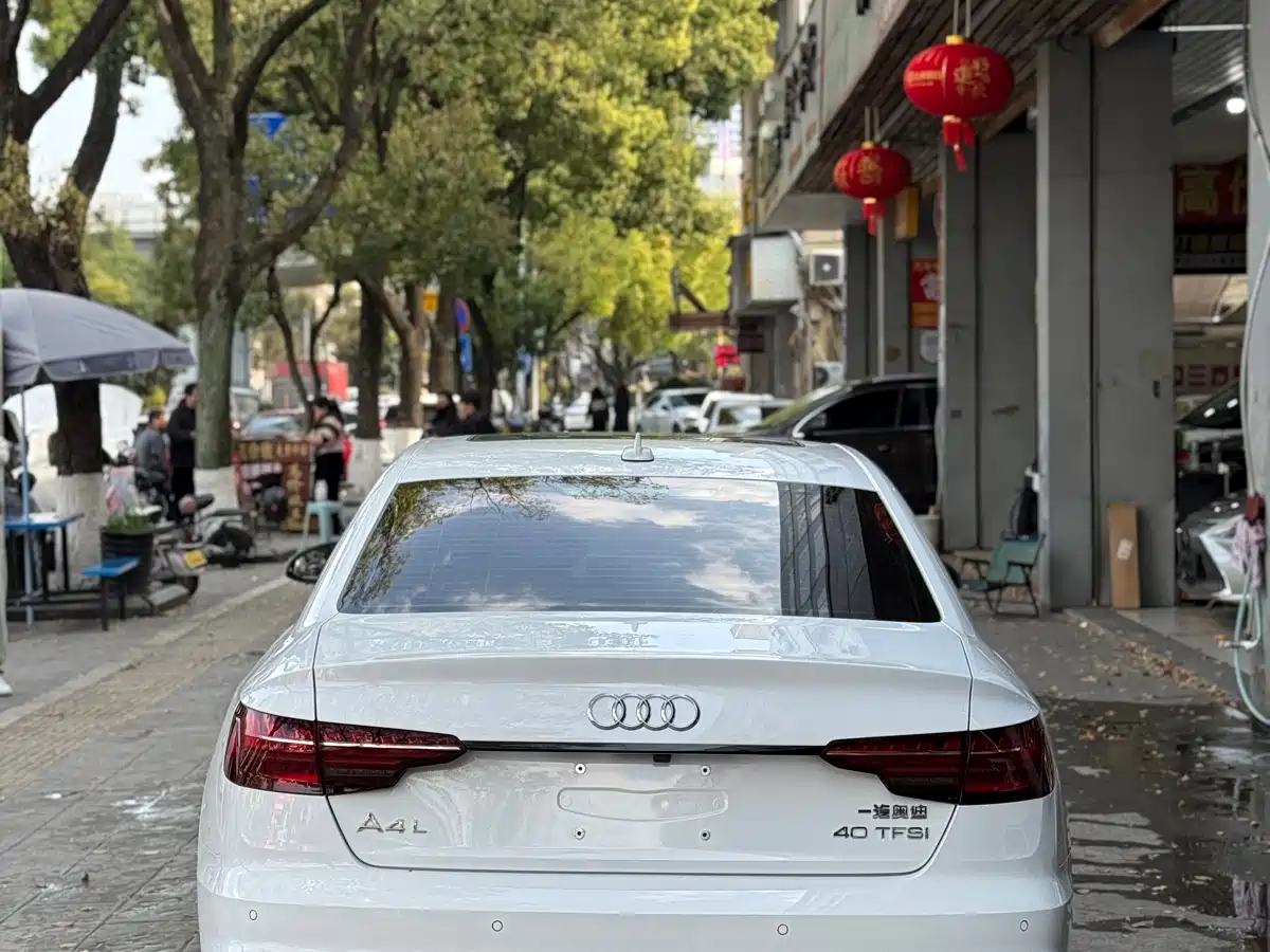 Audi A4L 2024 40 TFSI Luxury Dynamic фото 17