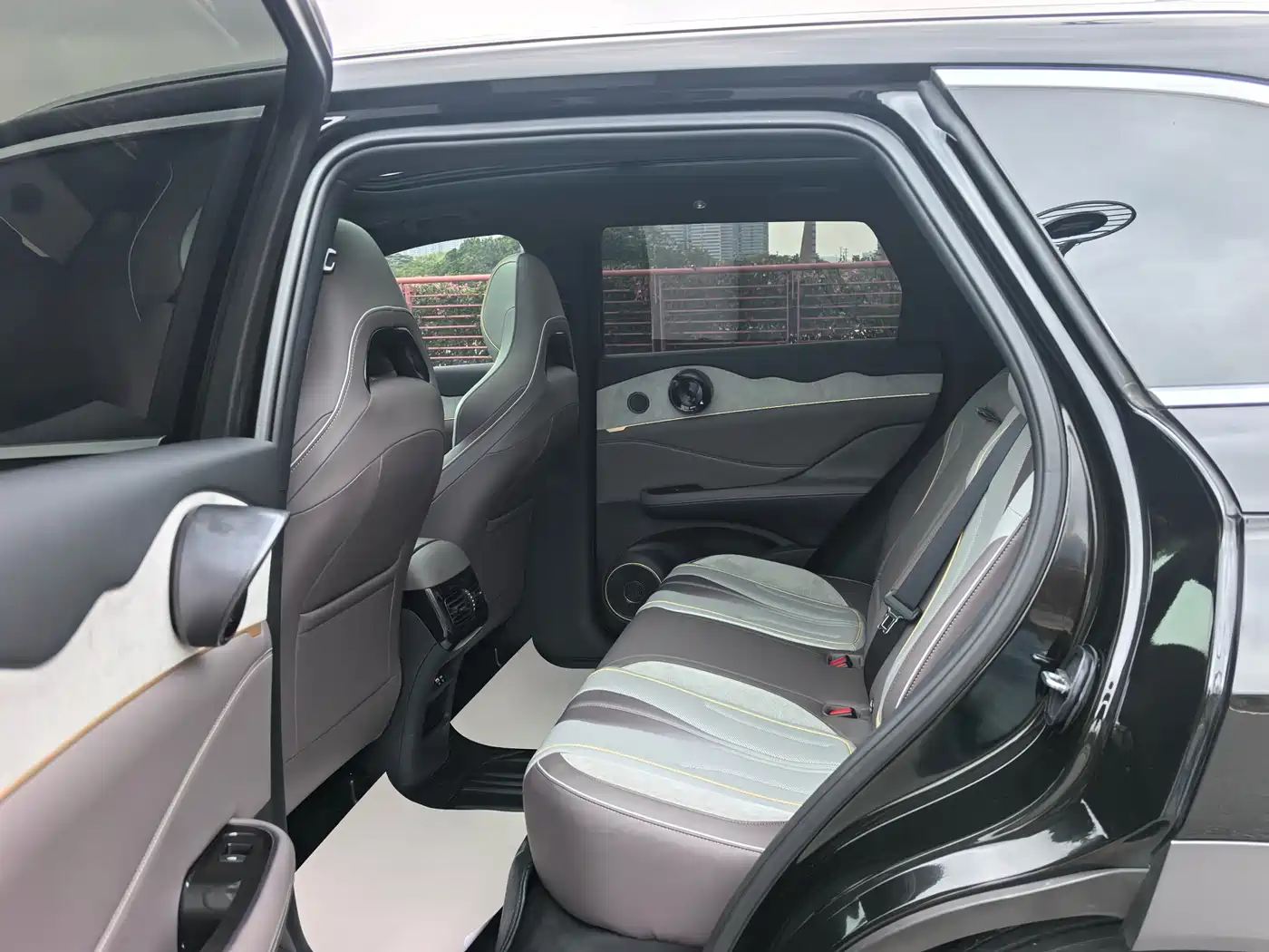 BYD Frigate 07 2023 DM-i 205KM Premium фото 5
