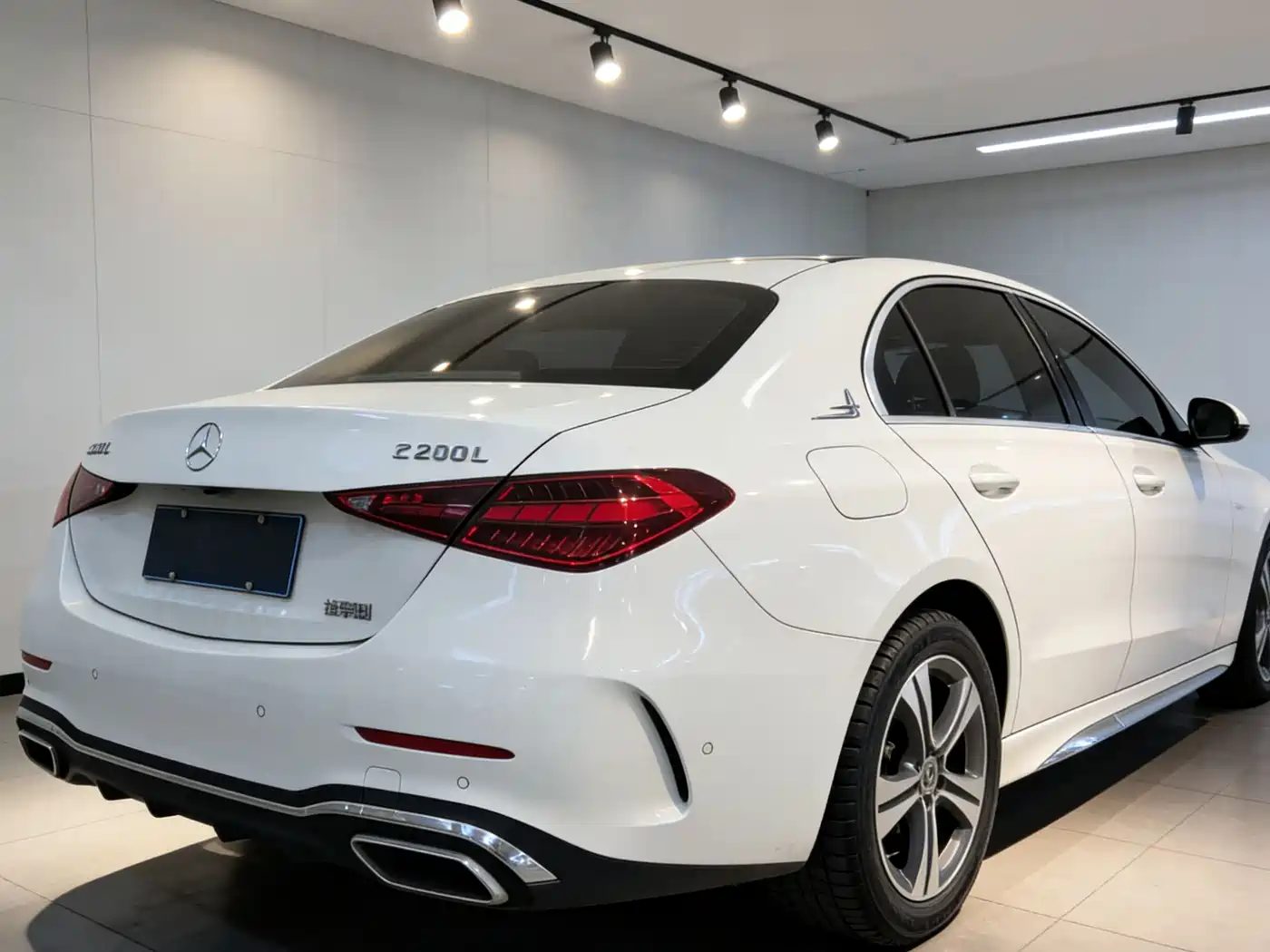 Mercedes-Benz C-Class 2023 Facelift C 200 L Sport Edition фото 2