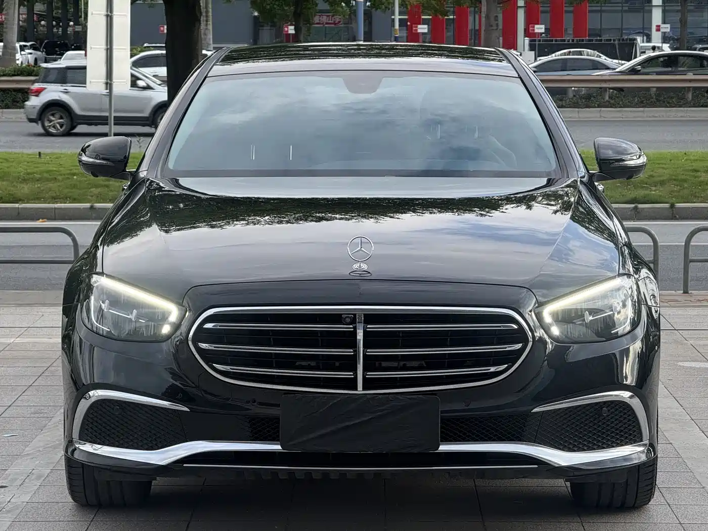 Mercedes-Benz E-Class 2021 E 300 L Luxury фото 2