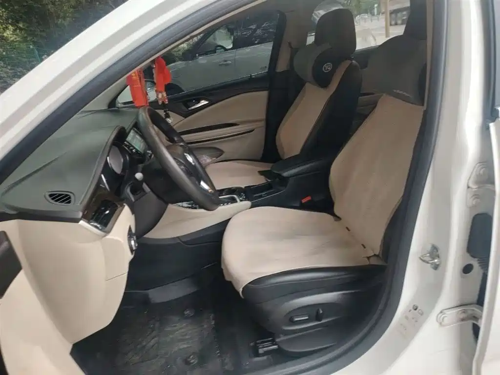 Buick Verano 2019 Sedan 15S Auto Leading фото 8