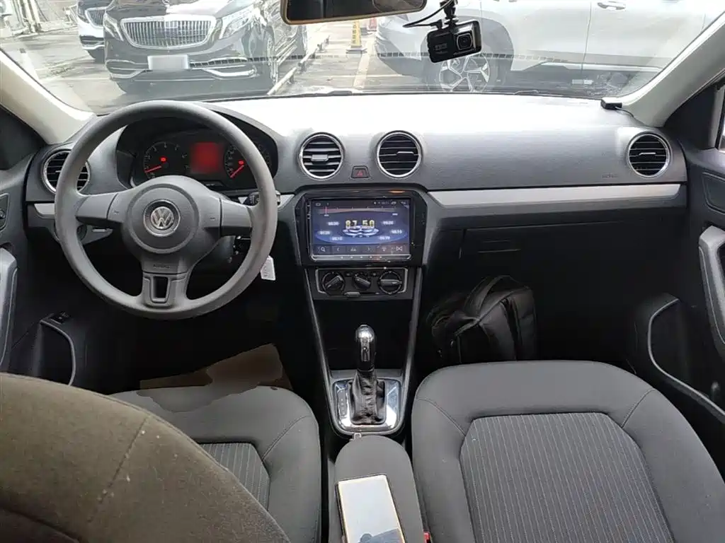 Volkswagen Jetta 2015 Value Edition 1.6L Automatic Comfort фото 10