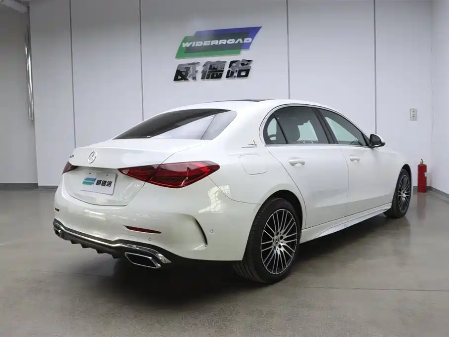 Mercedes-Benz C-Class 2023 Facelift C 260 L фото 7