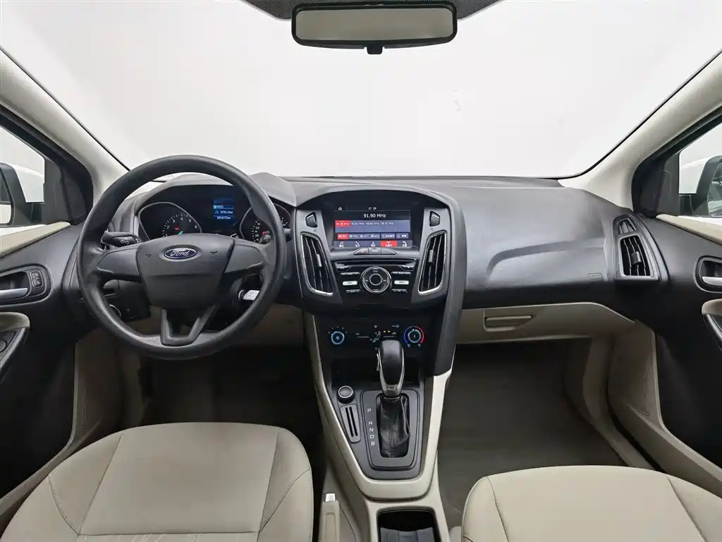 FORD FOX