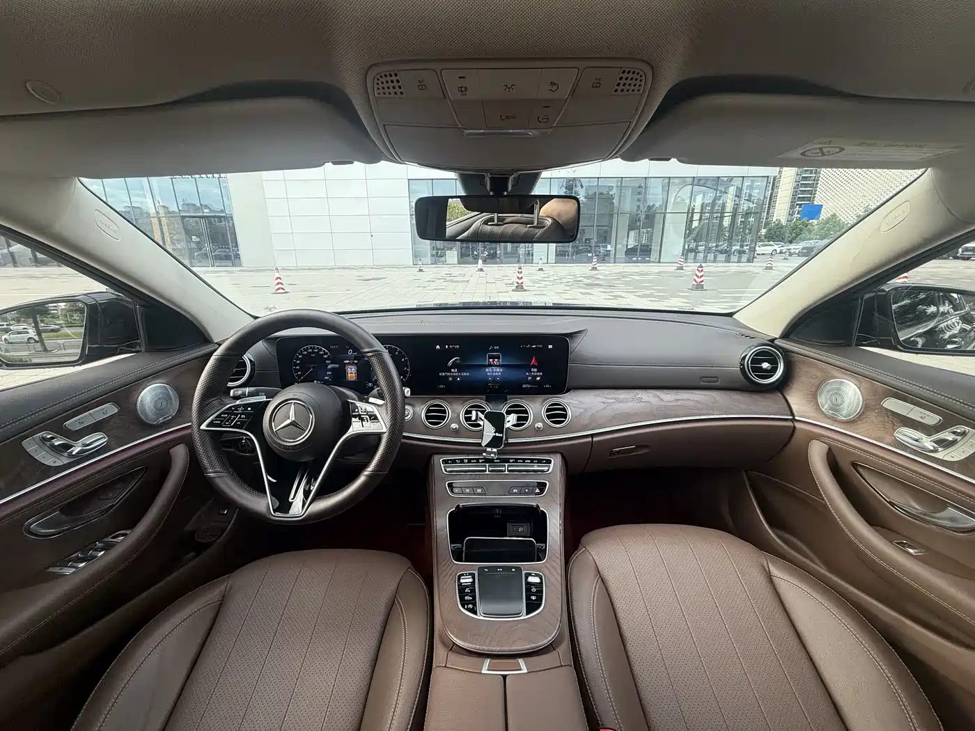 Mercedes-Benz E-Class 2021 E 300 L Luxury фото 13
