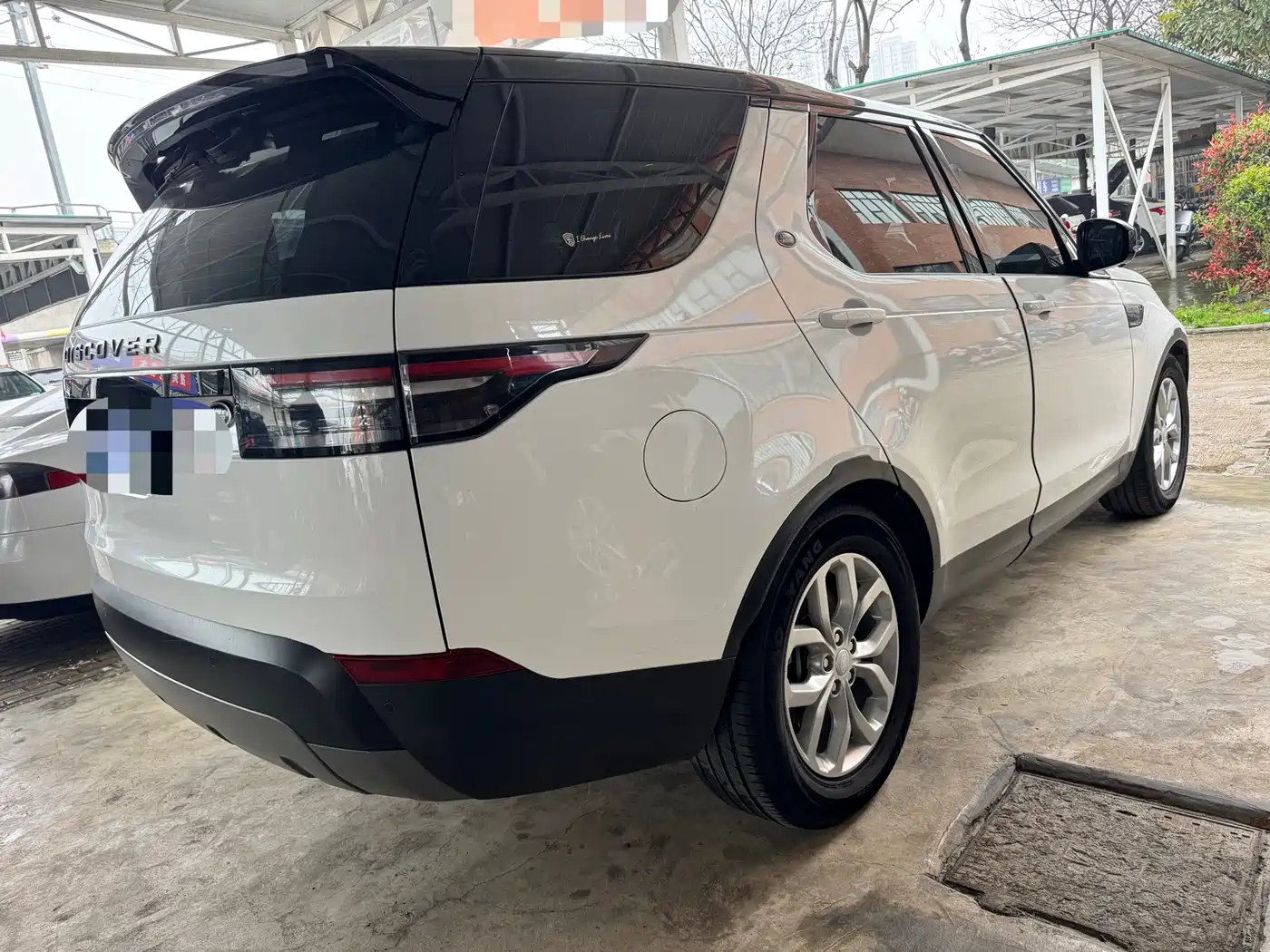 Land Rover Discovery 2017 3.0 SC V6 SE фото 11