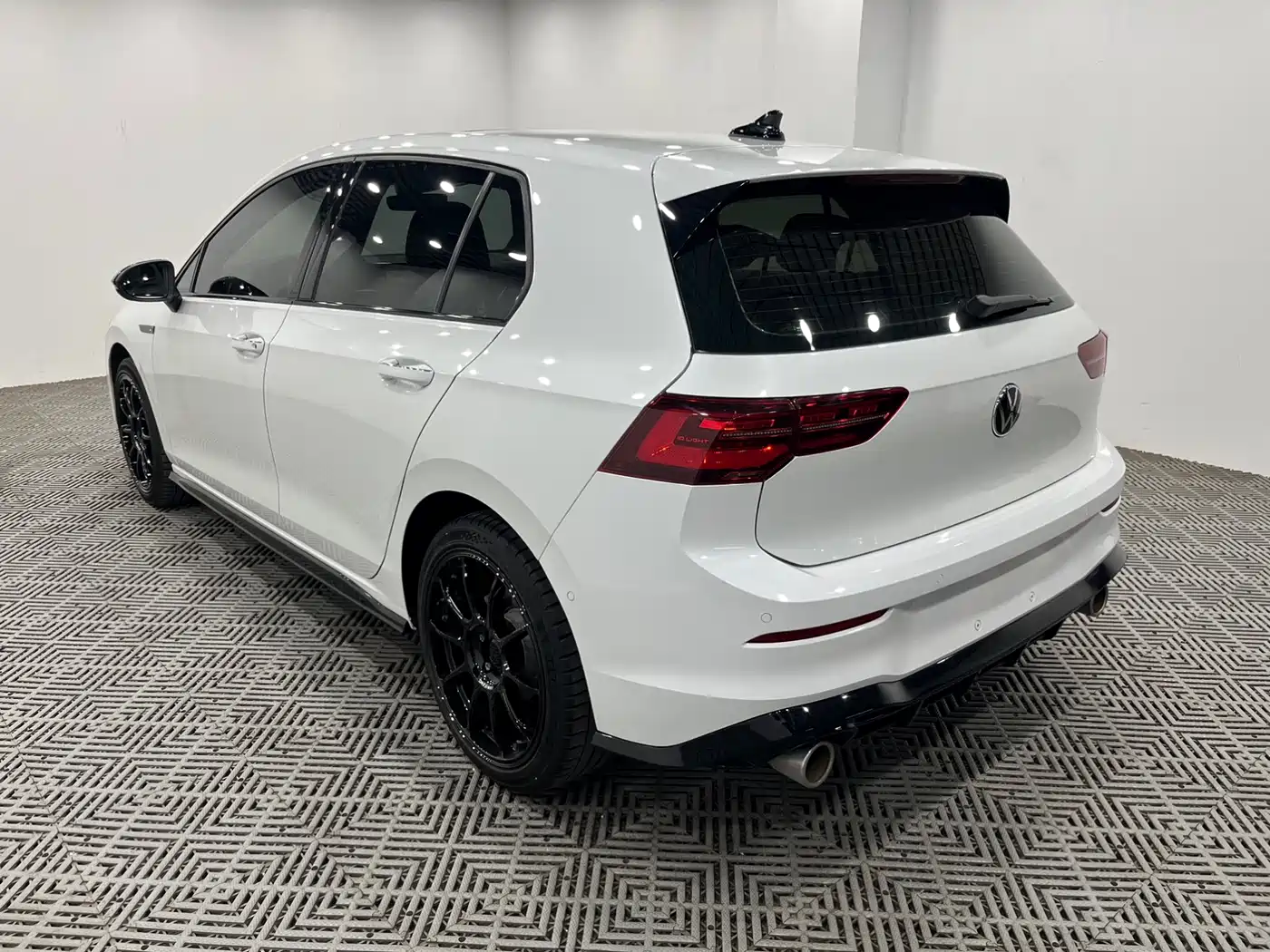 Volkswagen Golf 2021 280TSI DSG R-Line фото 7