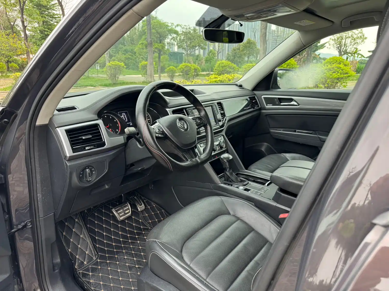 Фото 9 - Volkswagen Teramont