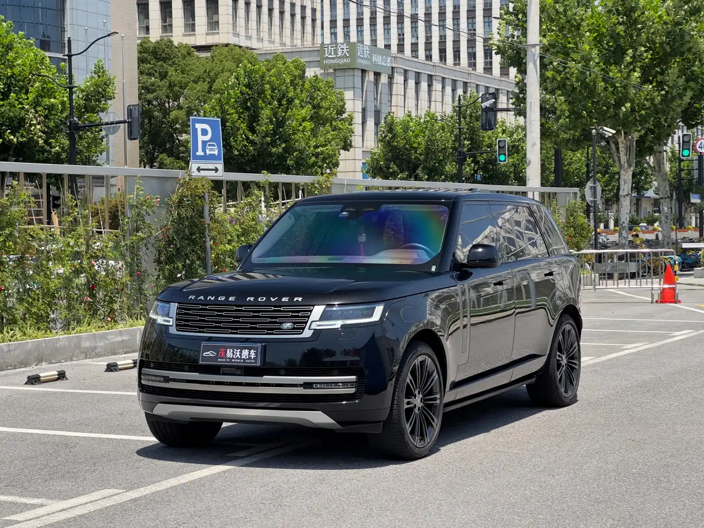  Land Rover Range Rover 2025 3.0 L6 400PS Flourishing Era Extended Wheelbase