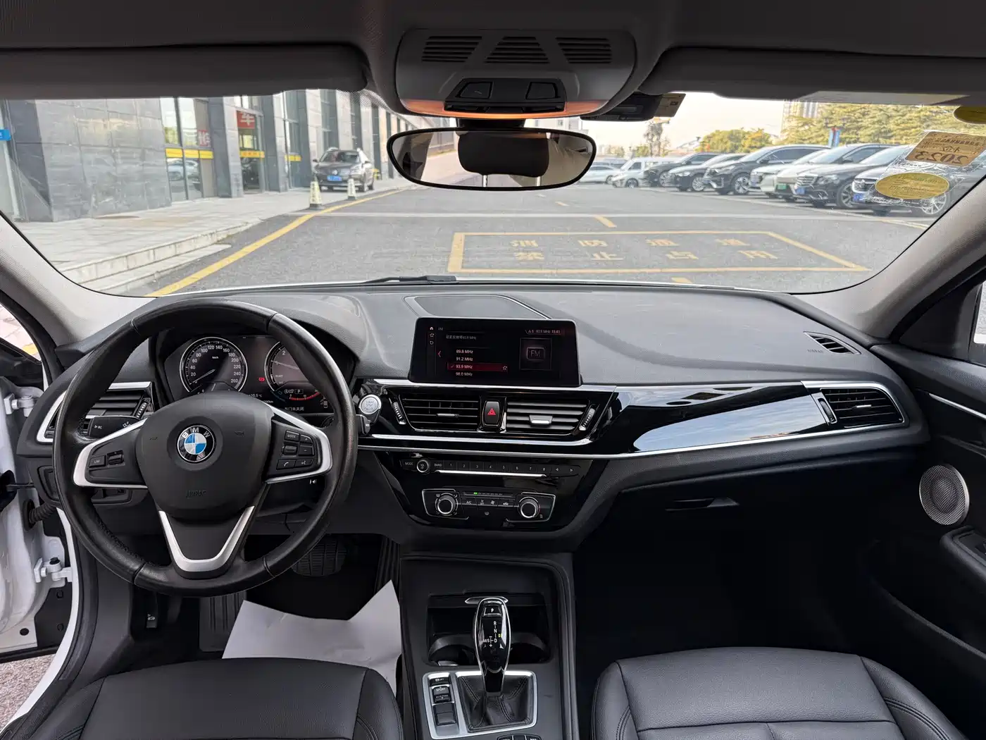BMW 1 Series 2021 120i M Sport фото 6