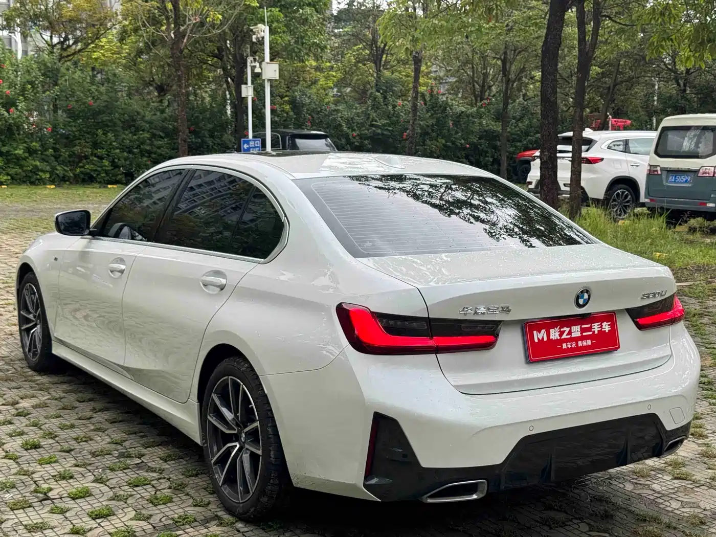 BMW 3 Series 2023 320Li M Sport Package фото 4