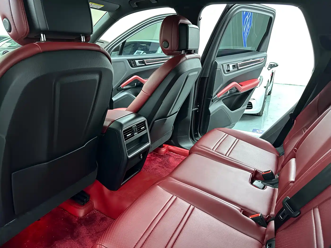 Porsche Cayenne 2019 Cayenne 3.0T фото 8