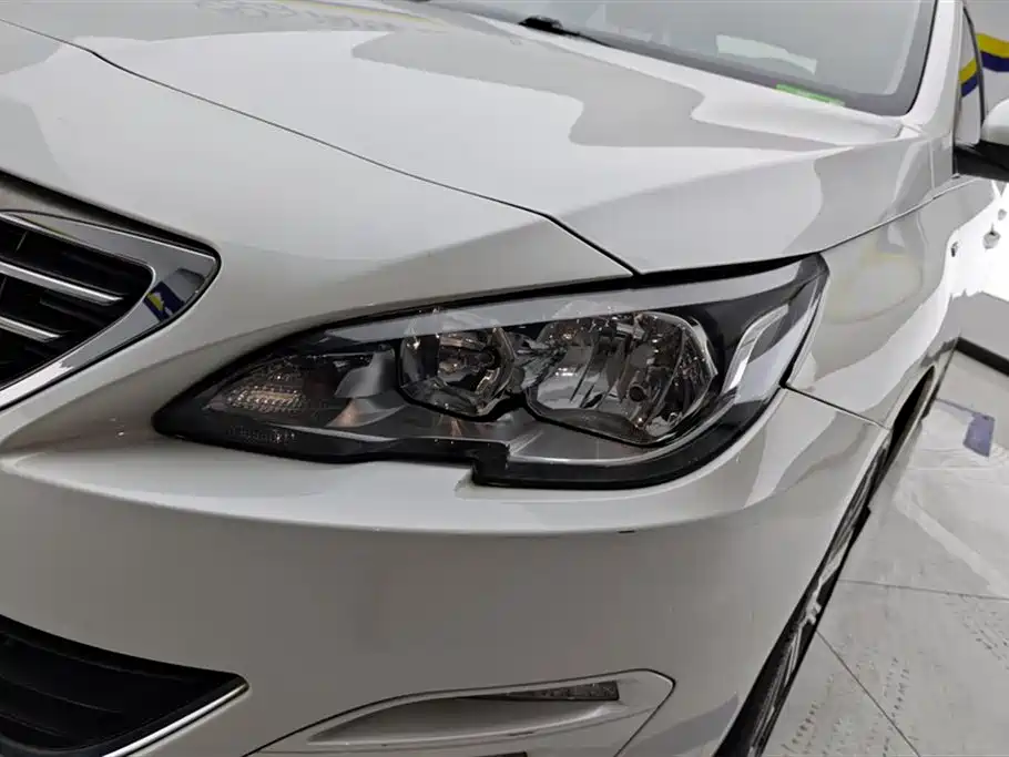 Peugeot 408 2018 Facelift 350THP Automatic Luxury фото 5