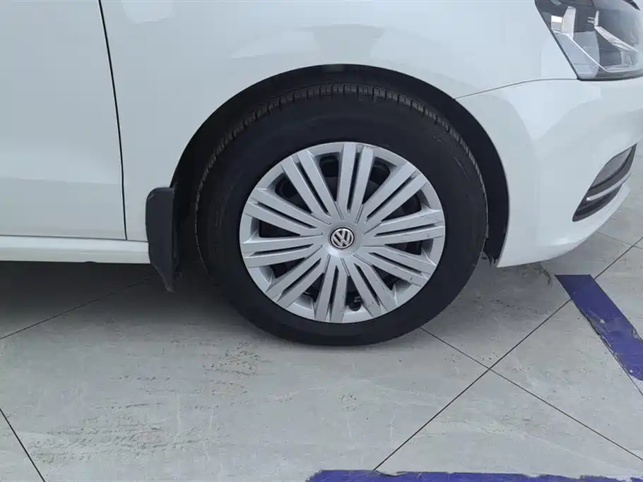 Volkswagen Polo 2018 1.5L Auto Comfort фото 6