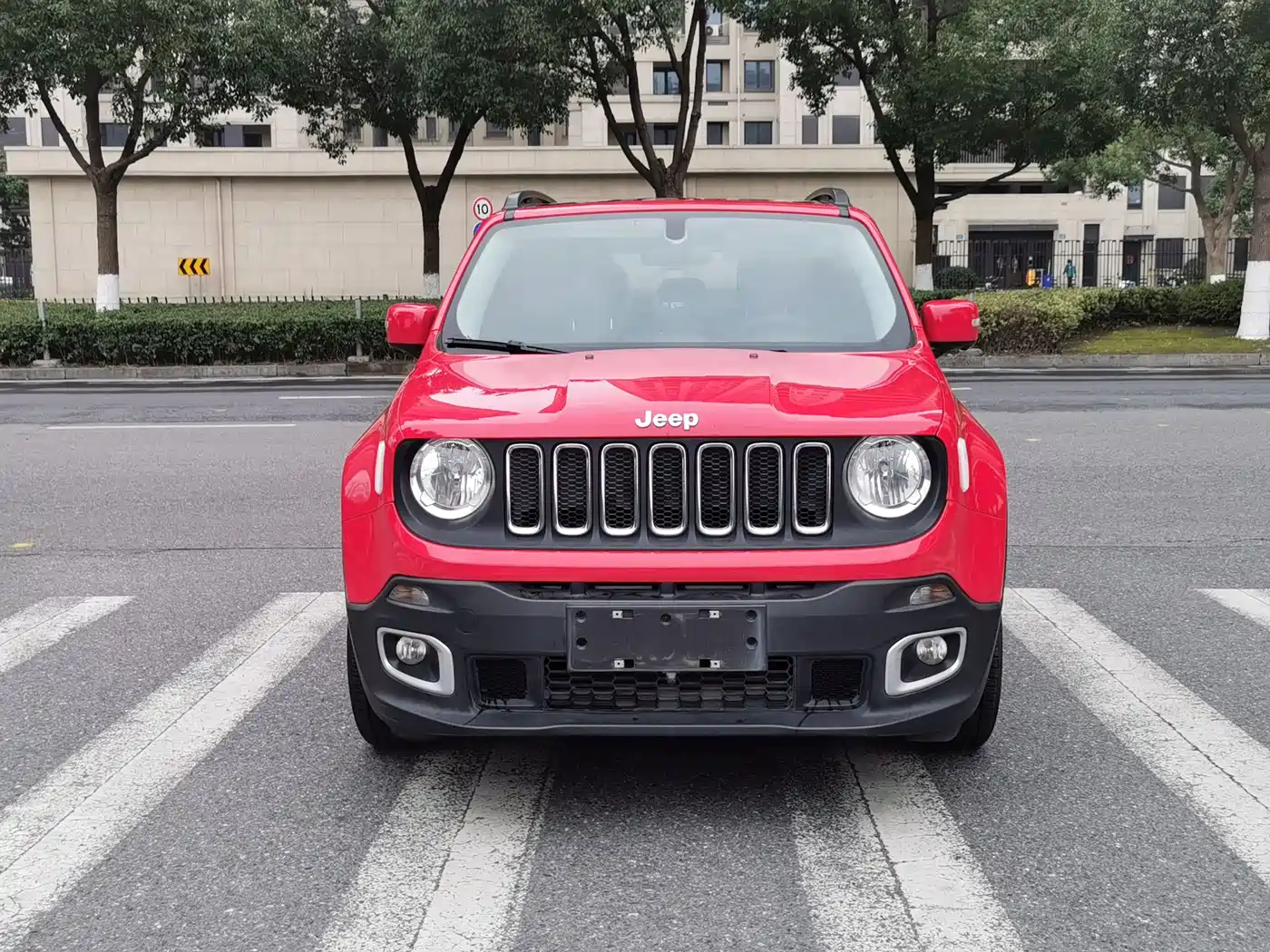 Jeep Renegade 2019 2018 Connected Large Screen Edition 180T Automatic High Energy