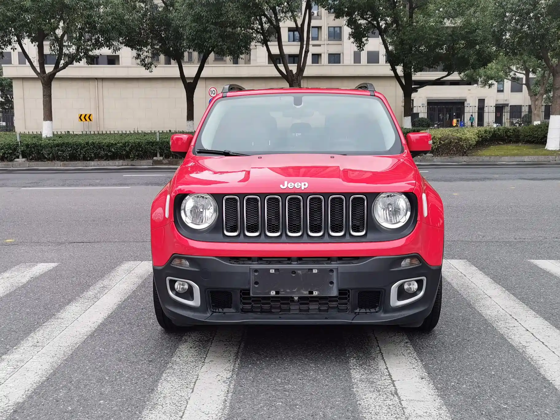 Фото 2 - Jeep Renegade