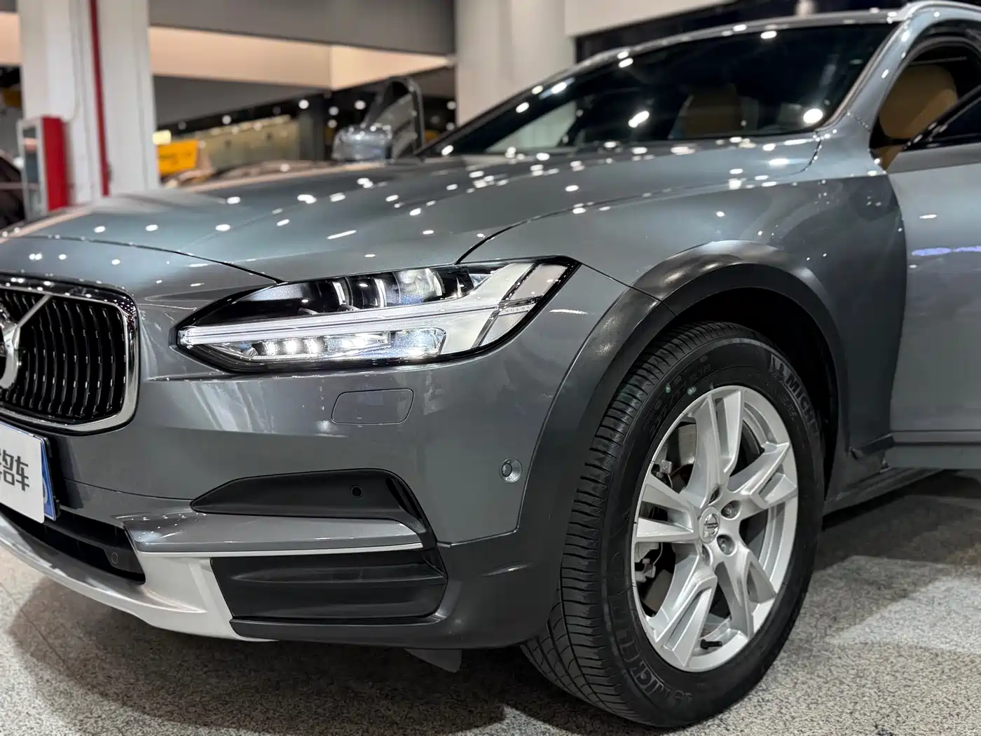 Volvo V90 2018 2017 Cross Country T5 AWD Smart Edition