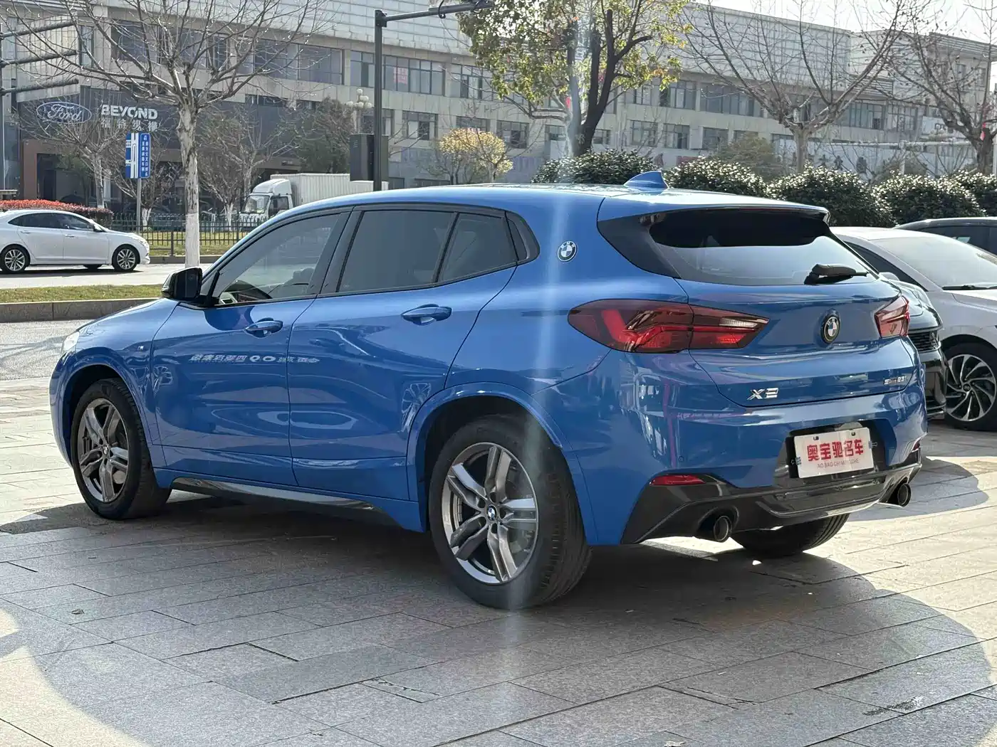 BMW X2 2023 sDrive25i M Sport Shadow Edition фото 6