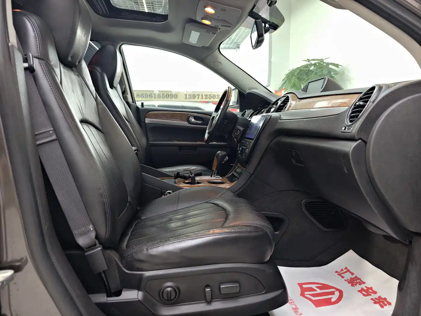 Buick Enclave 2010 3.6L Elite Edition фото 14