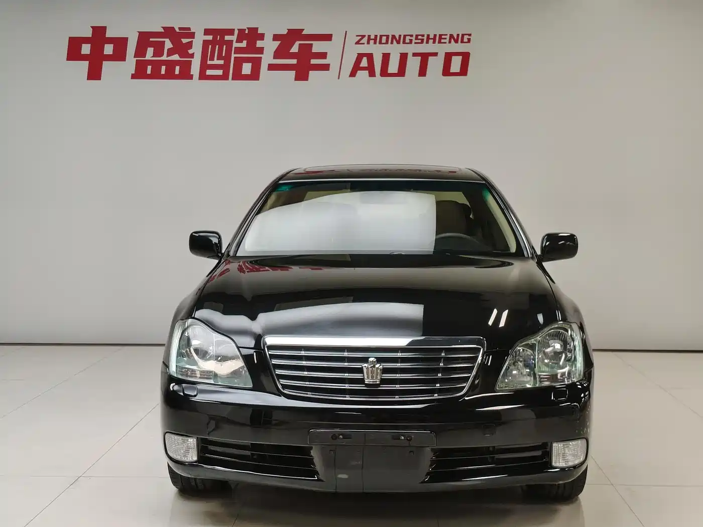 Toyota Crown 2005 Model 3.0L Royal Saloon фото 2