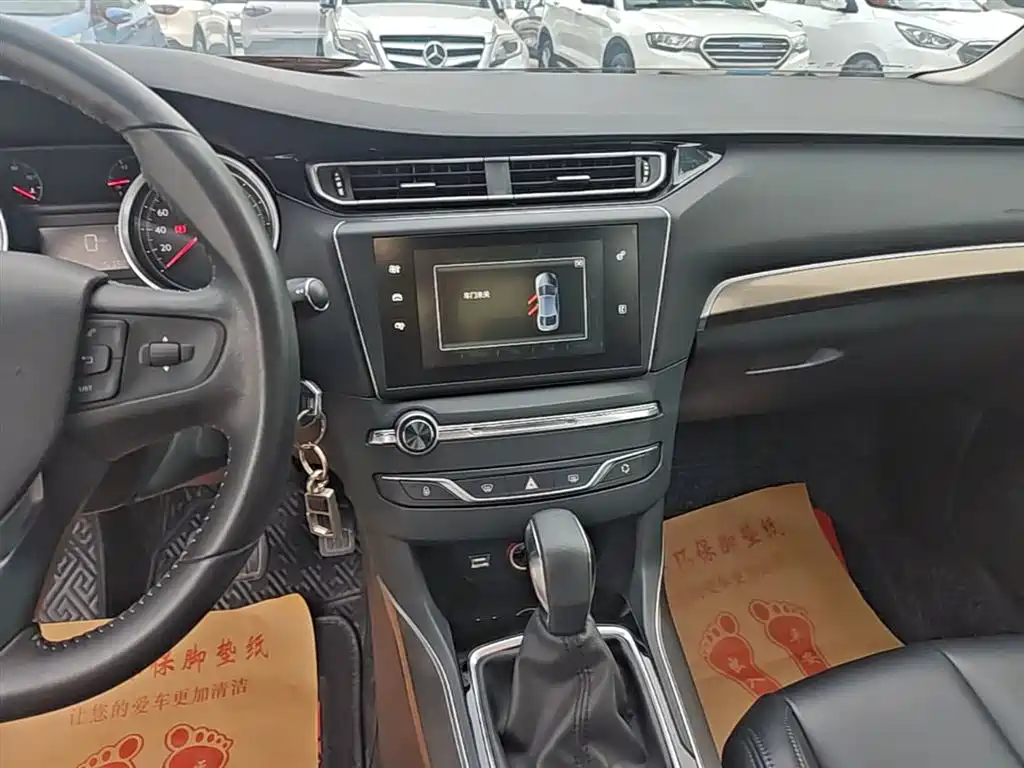 Peugeot 408 2016 1.6T Automatic Luxury Edition фото 13