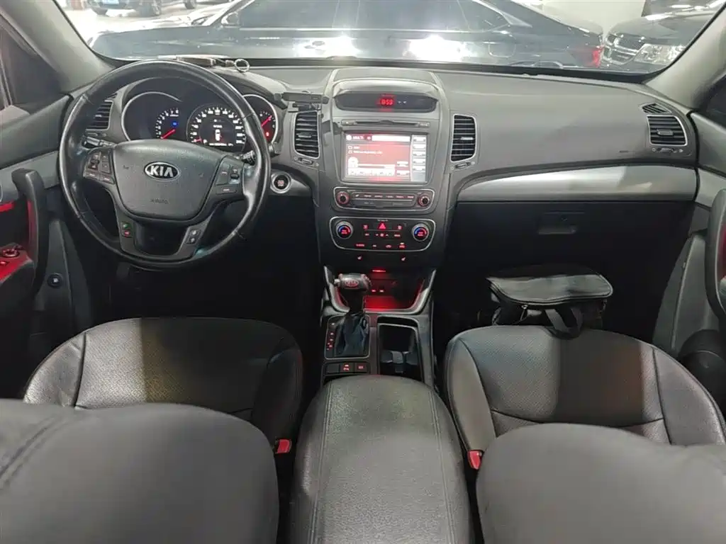 Kia Sorento 2015 2013 2.4L 5-seat Gasoline Luxury Edition