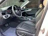 Photo 7 - Audi A4L