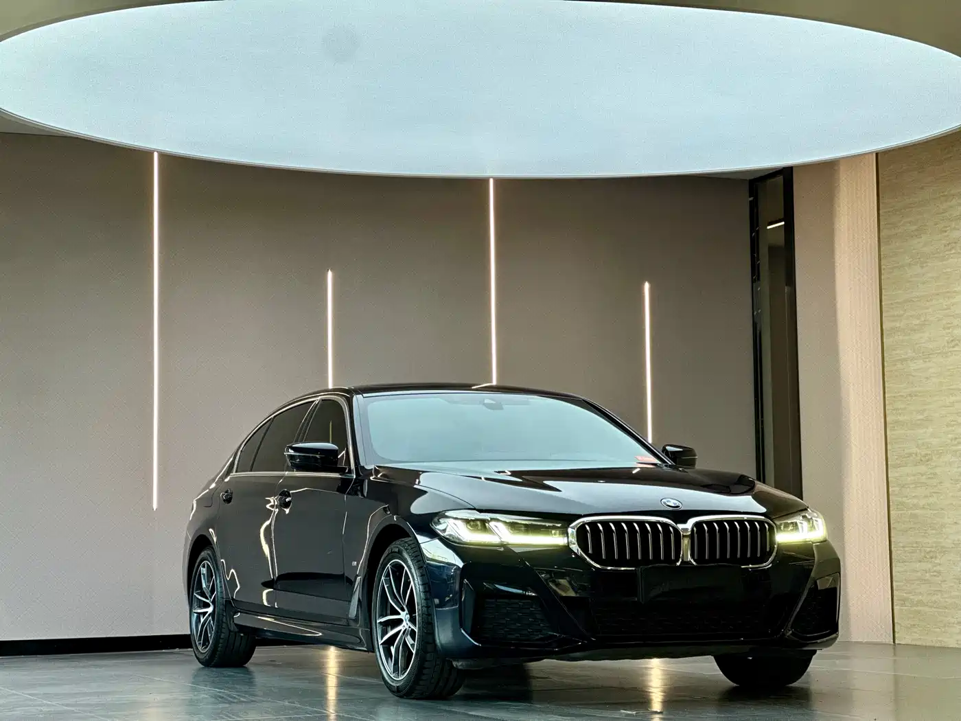 BMW 5 Series 2021 Facelift 525Li M Sport Package фото 3