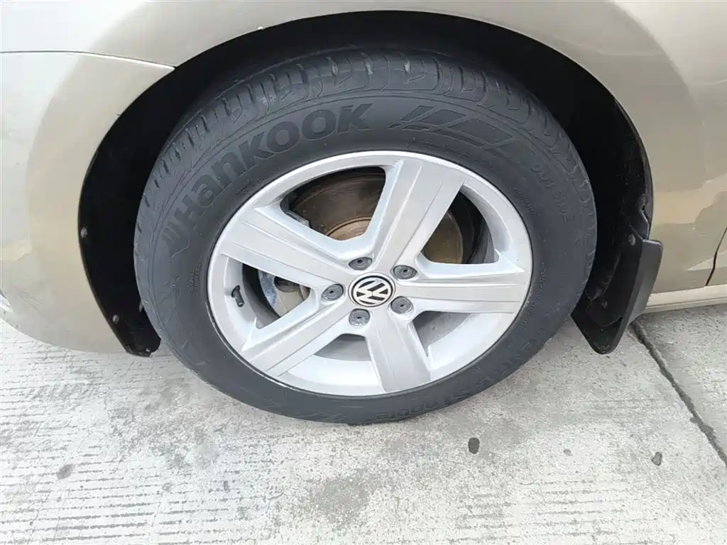 Volkswagen Golf 2015 1.4TSI Automatic Luxury фото 23