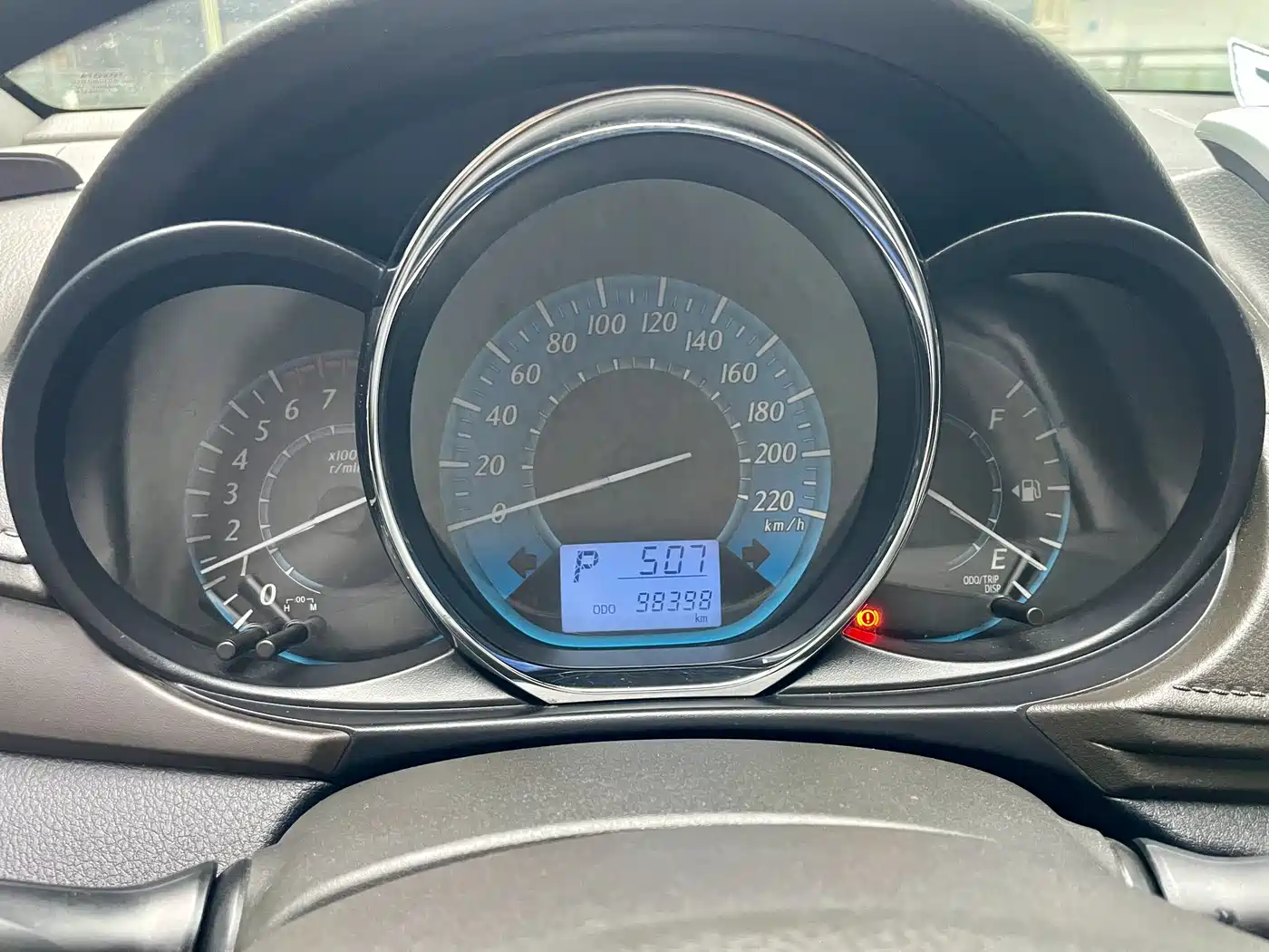 Toyota YARiS L Zhi Xuan 2015 1.5E Auto Charming Edition фото 8