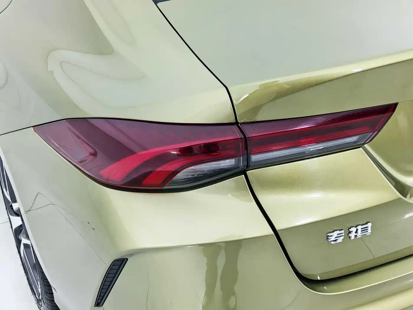 GAC Trumpchi Trumpchi Emkoo 2021 270T DCT J15 Edition фото 16