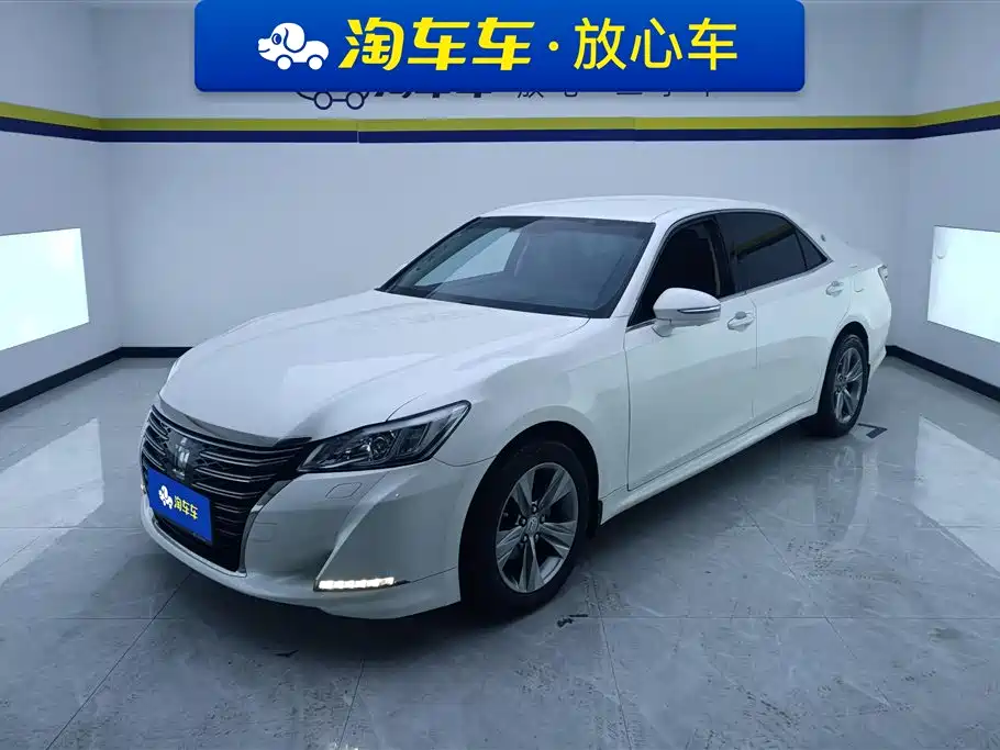 Toyota Crown 2018 2.0T Pioneer Edition