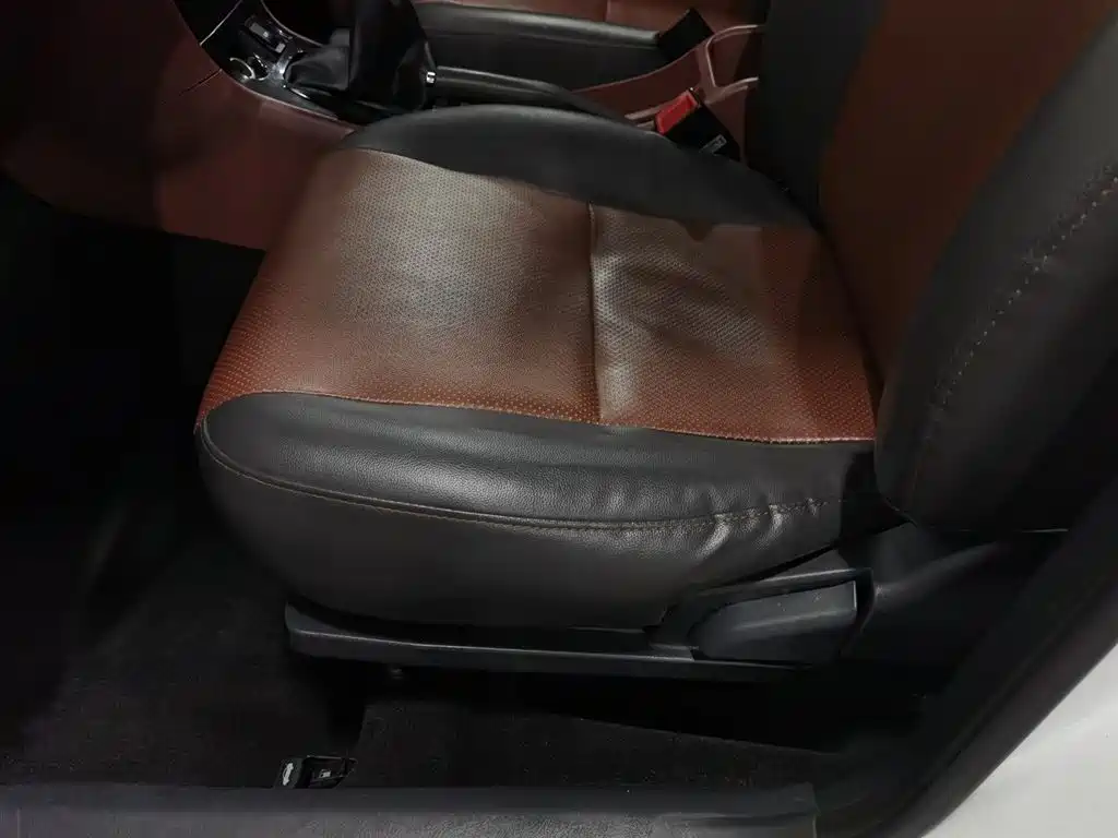 Фото 20 - BYD F3