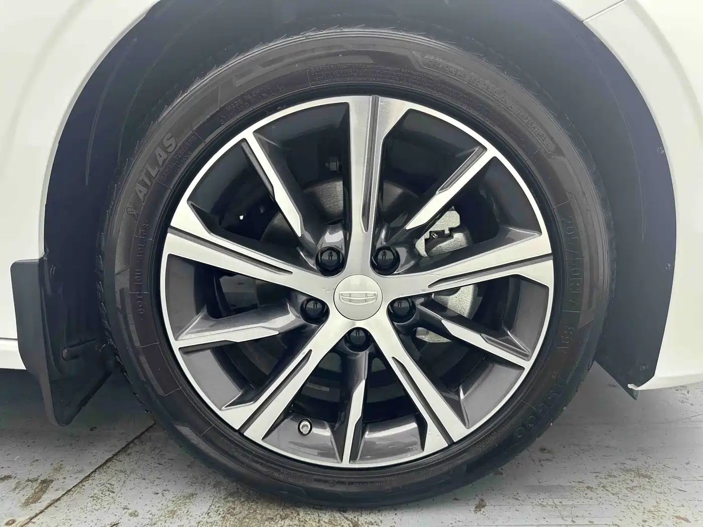 GEELY EMGRAND