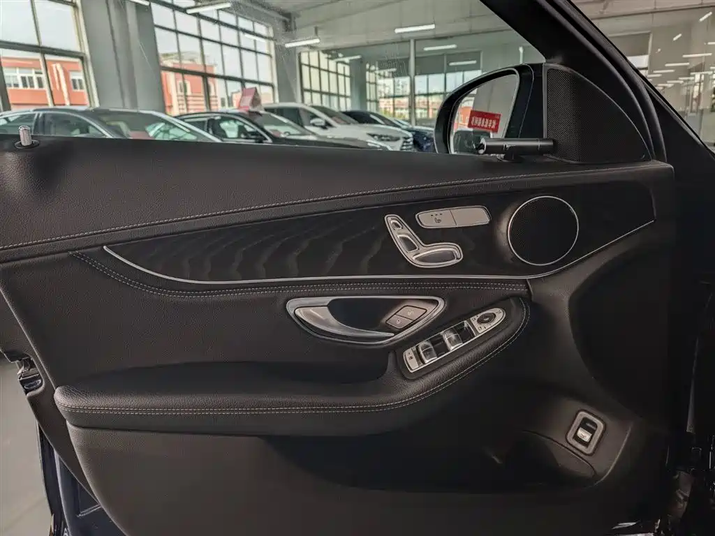 Mercedes-Benz C-Class 2019 Facelift C 260 L Sport фото 20