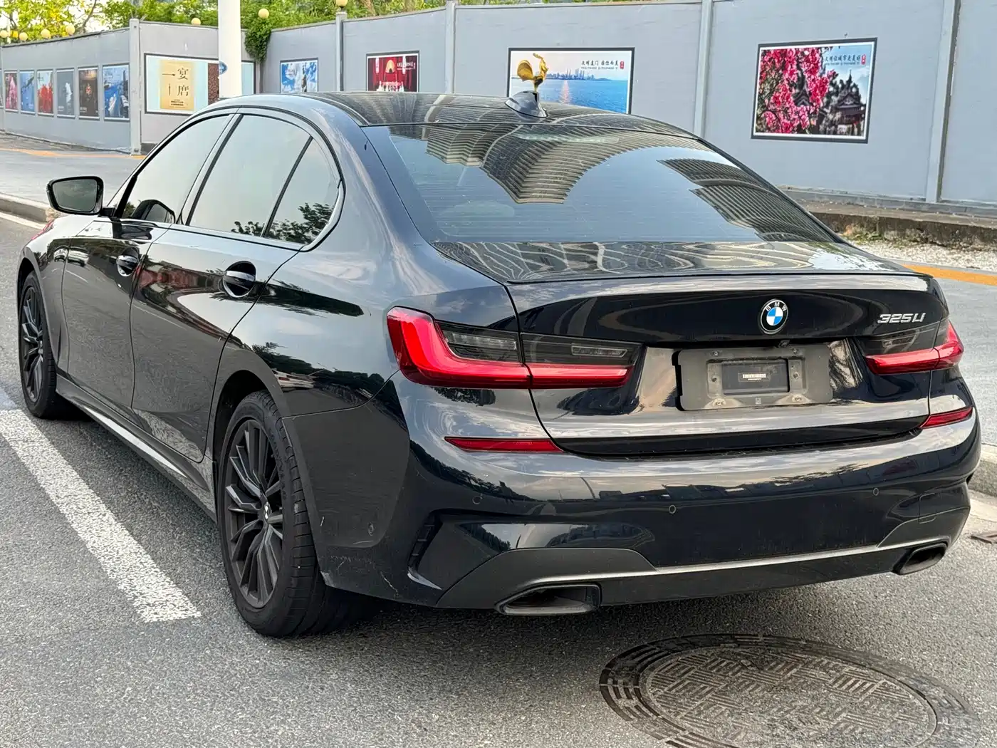 BMW 3-SERIES