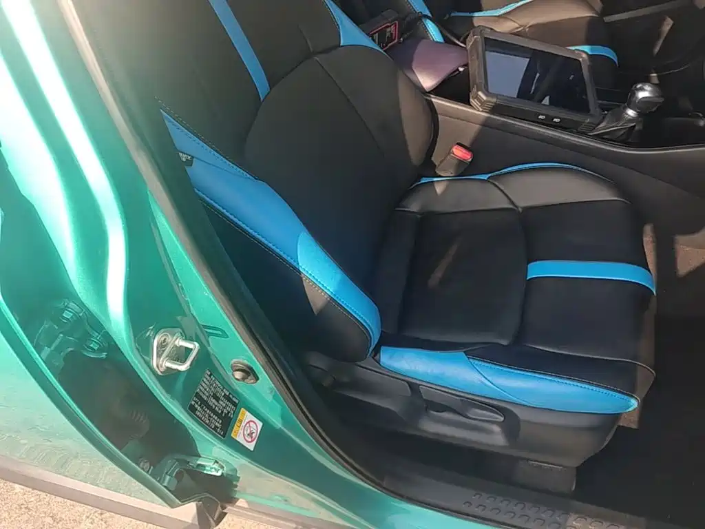 Toyota C-HR 2019 2018 2.0L Leading Sunroof Edition China VI